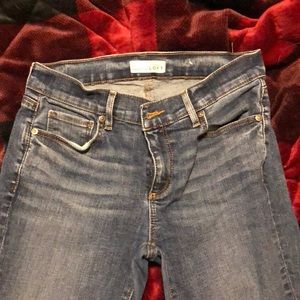 Anne Taylor LOFT capris size 4